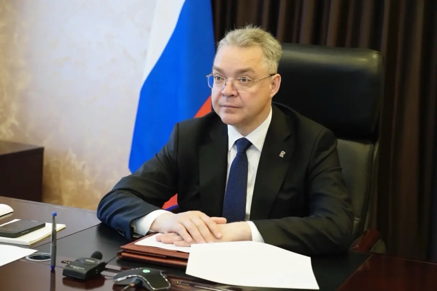 Аграрии на поле