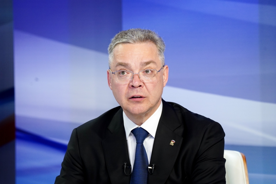 Аграрии на поле